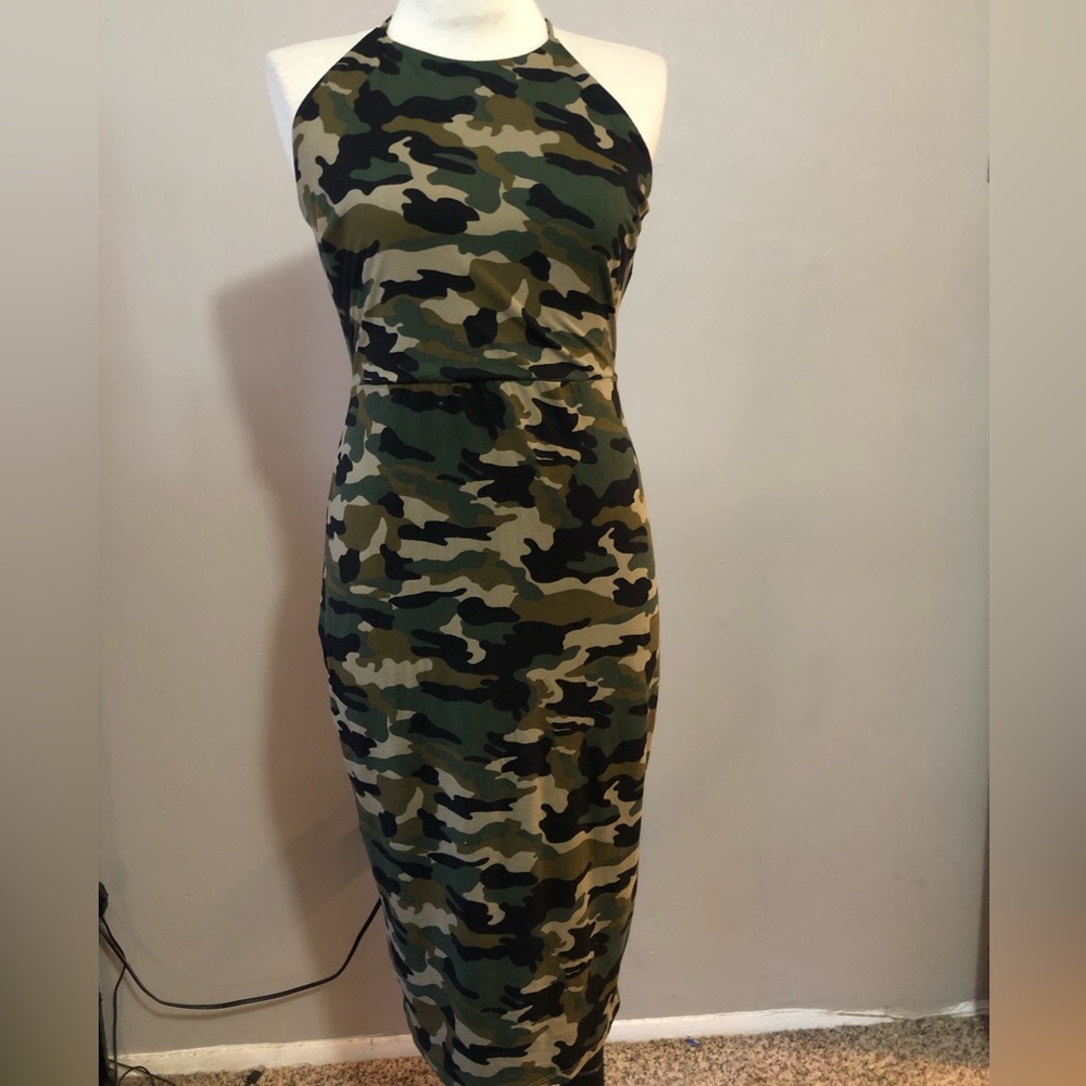 Camouflage sleeveless dress size large